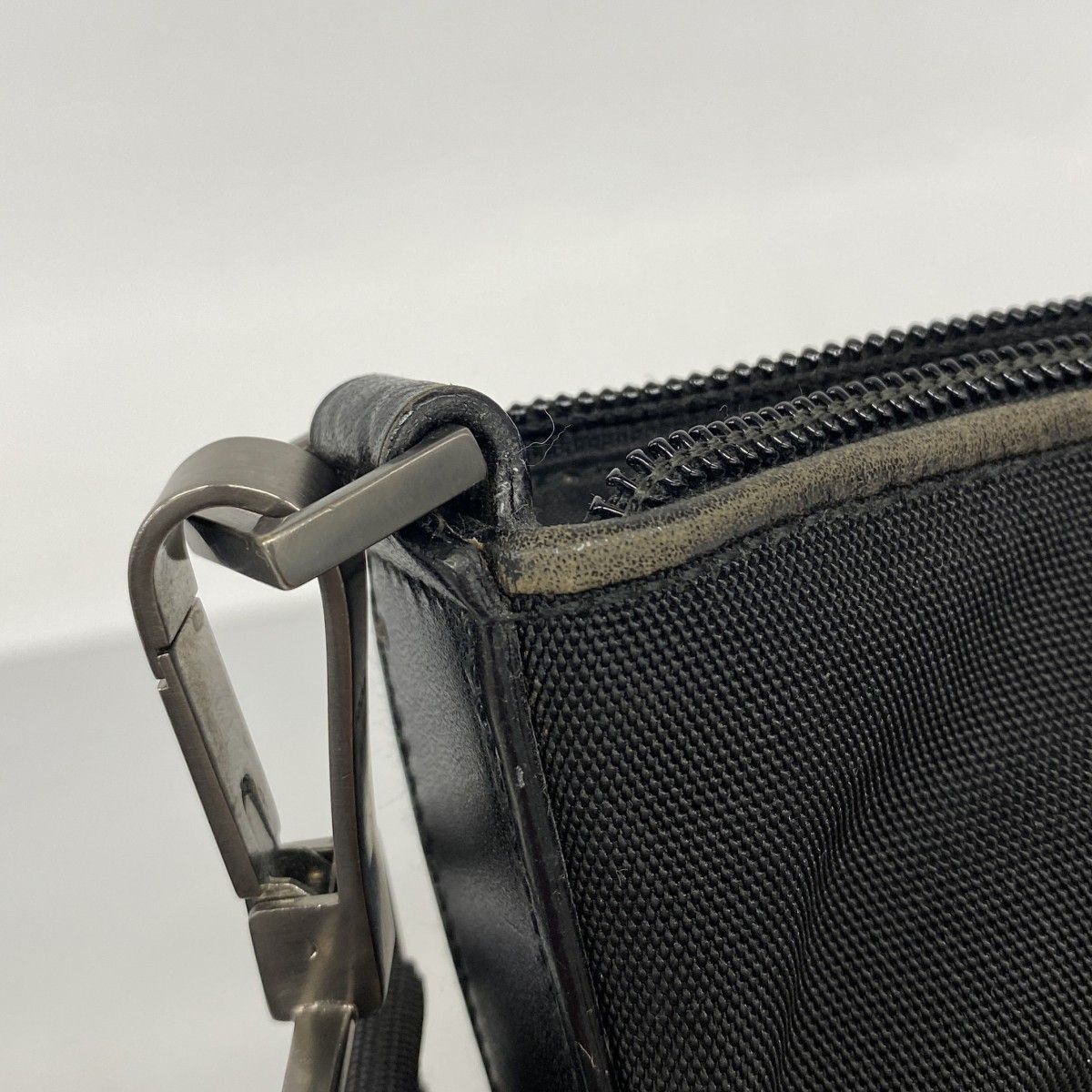 Gucci Shoulder Bag 001 Canvas Black Silver — view 8
