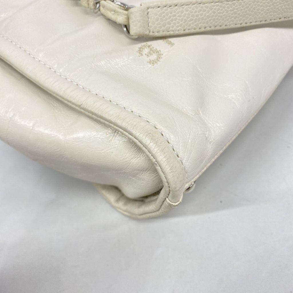 Chanel Chain Tote Deauville Leather Ivory Silver — view 7