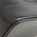 Chanel Vanity Bag Caviar Leather Black Gold — view 6