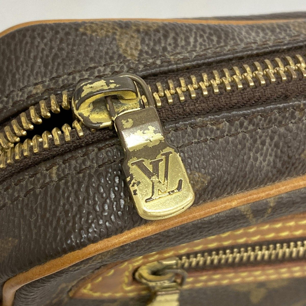 Louis Vuitton Clutch Monogram Marly Dragonne GM Brown — view 9