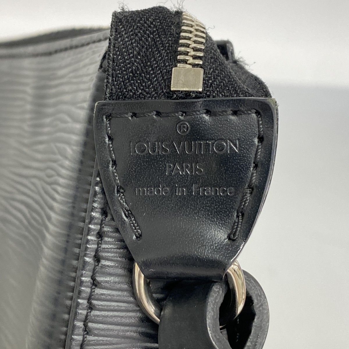 Louis Vuitton Pouch Epi Pochette Noir — view 5