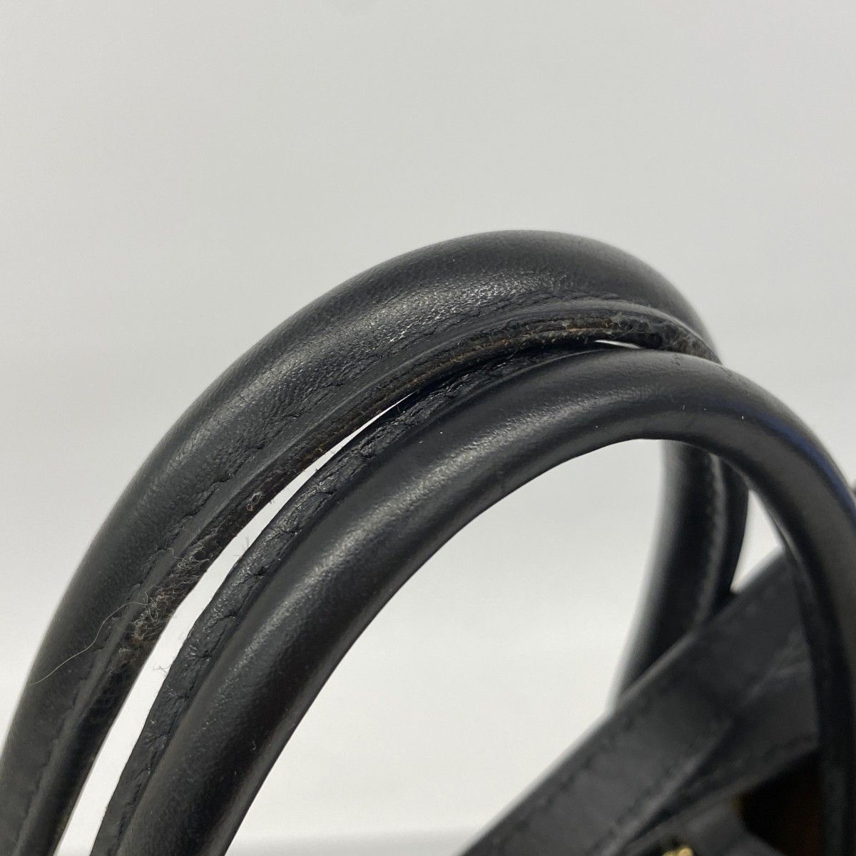 Louis Vuitton Tote Monogram Empreinte On The Go GM Noir 2-Way — view 7