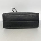 Louis Vuitton Tote Monogram Empreinte On The Go GM Noir 2-Way — view 3