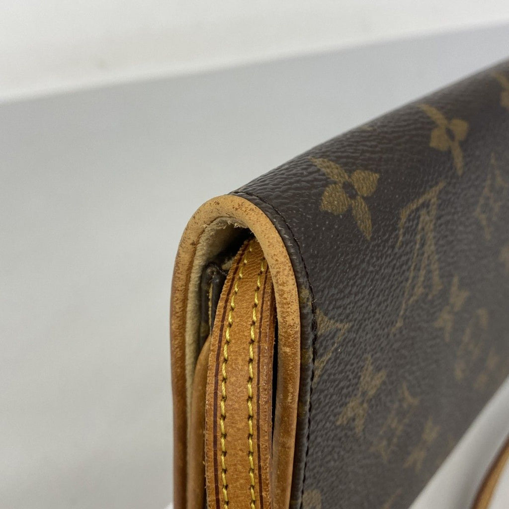 Louis Vuitton Shoulder Bag Monogram Pochette Twin GM Brown — view 6