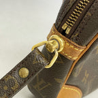 Louis Vuitton Clutch Monogram Marly Dragonne GM Brown — view 9