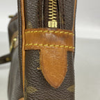 Louis Vuitton Clutch Monogram Marly Dragonne GM Brown — view 7