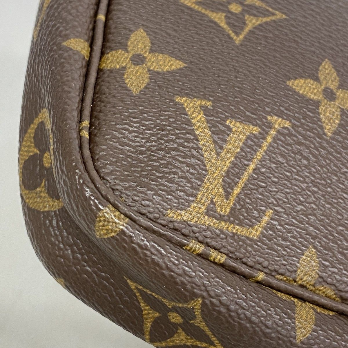 Louis Vuitton Pouch Monogram Pochette Brown — view 7