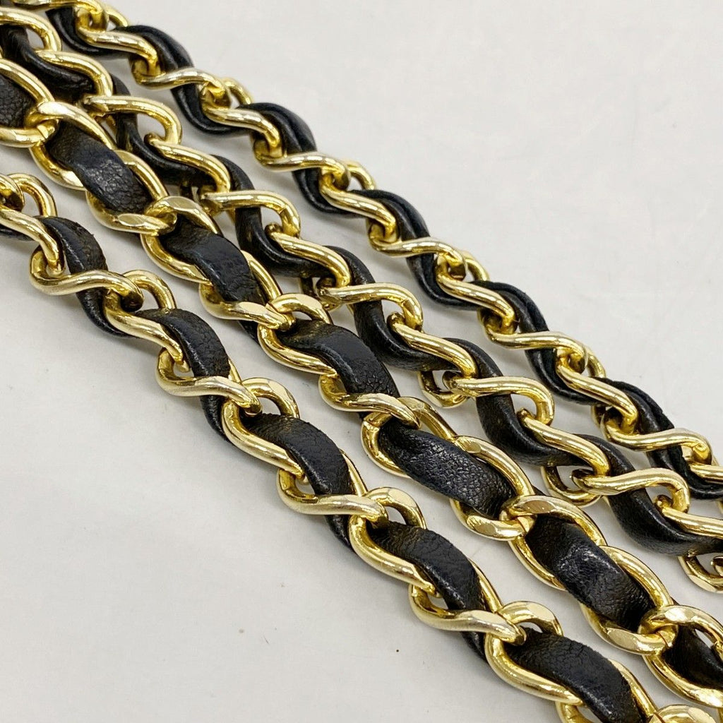 Chanel Shoulder Bag Diana Lambskin Black Gold — view 9