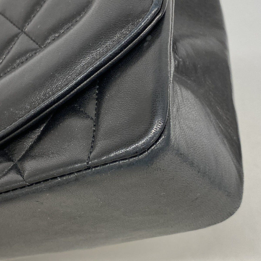 Chanel Shoulder Bag Diana Lambskin Black Gold — view 8