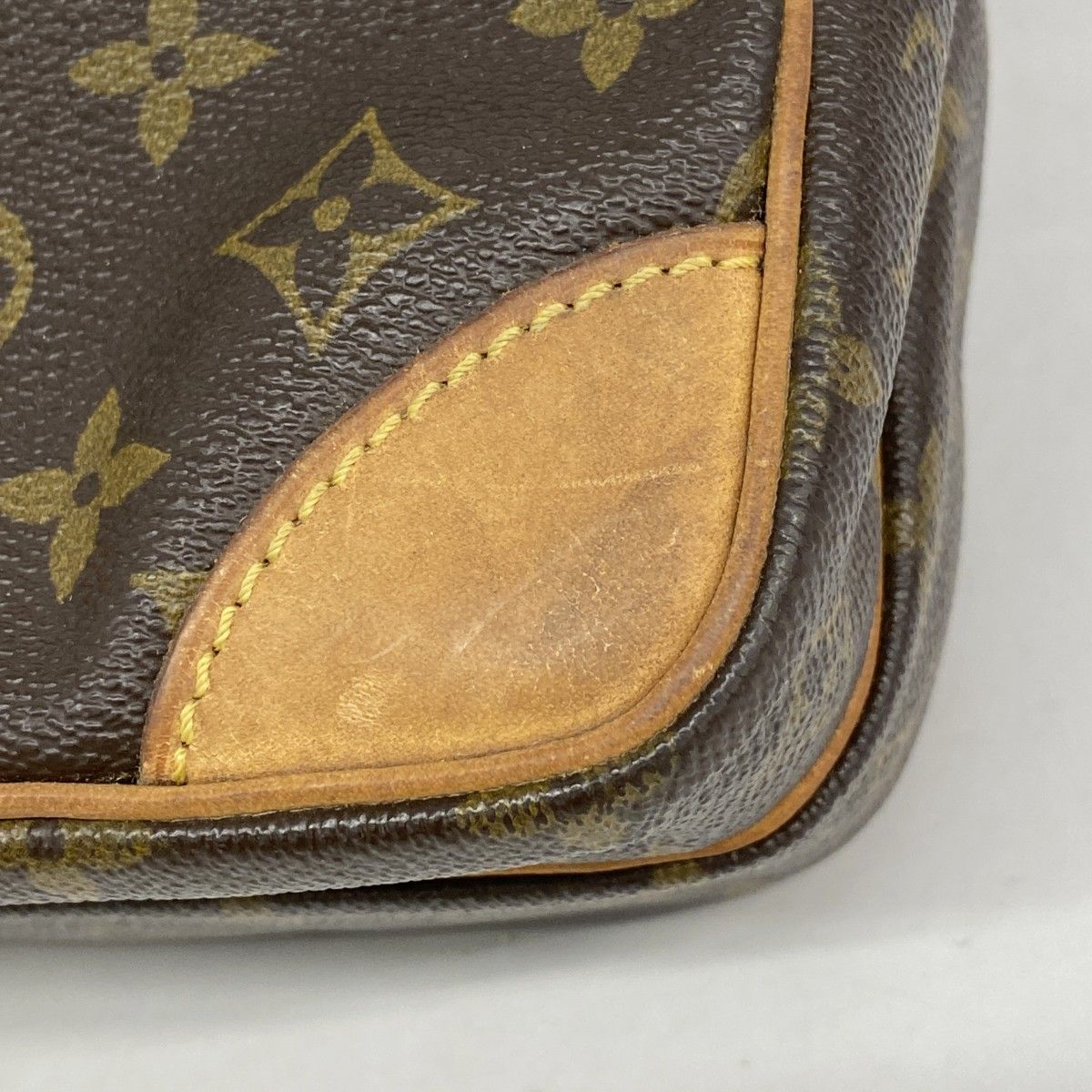 Louis Vuitton Shoulder Bag Monogram Amazon Brown — view 8