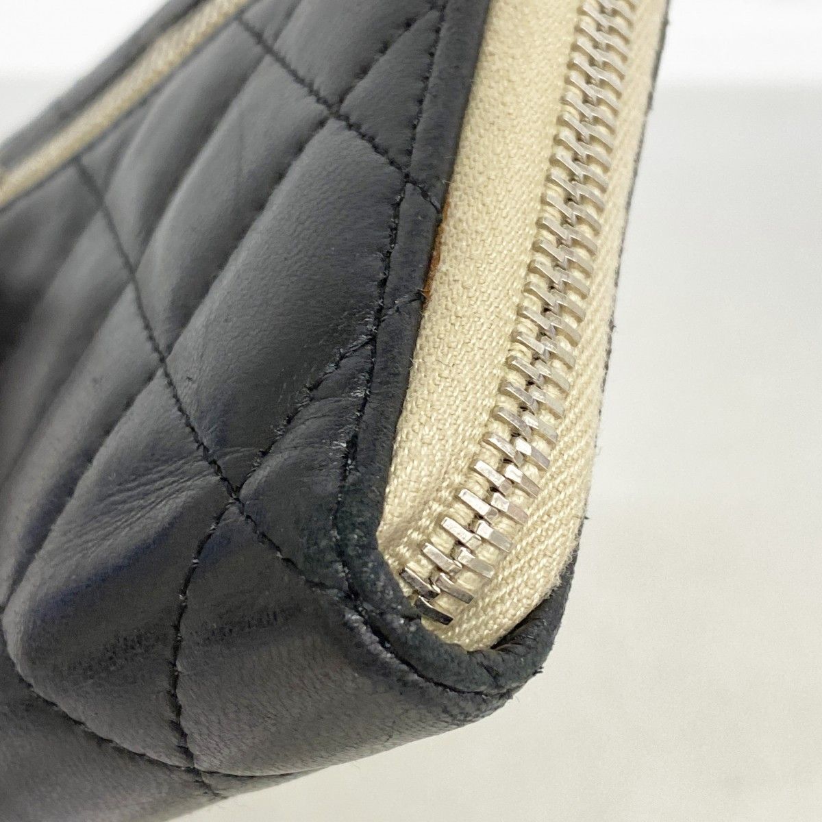 Chanel Wallet Quilted Lambskin Black Silver — view 6