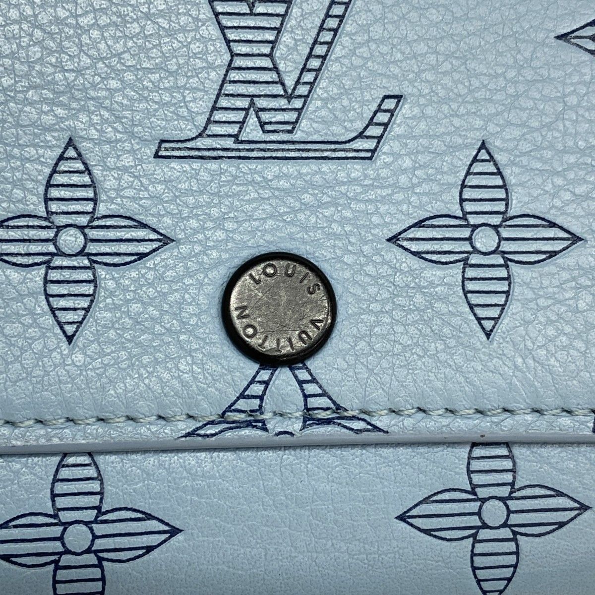 Louis Vuitton Trifold Wallet Monogram Shadow Victor Blue — view 7