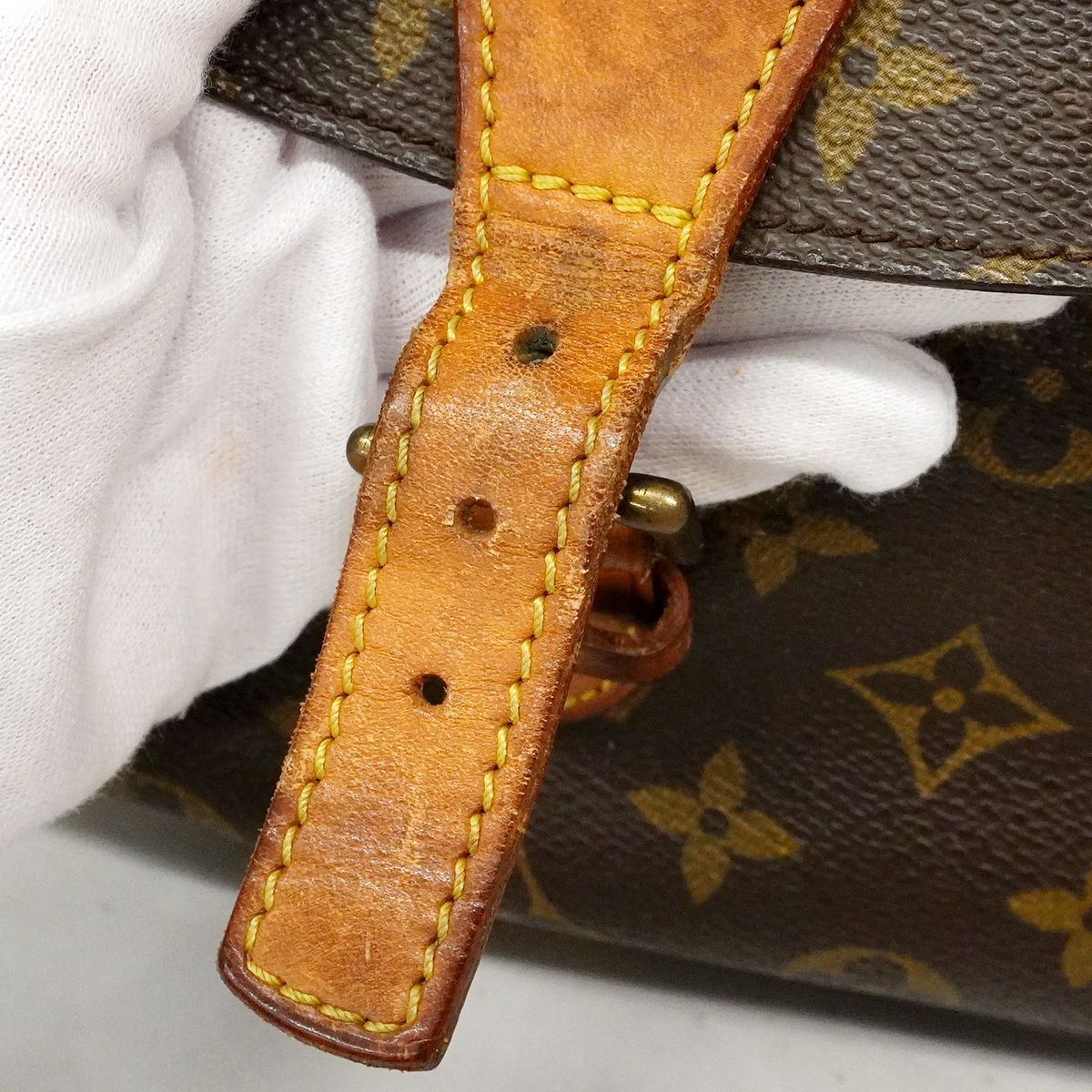 Louis Vuitton Shoulder Bag Monogram Jeune Fille GM Brown — view 8