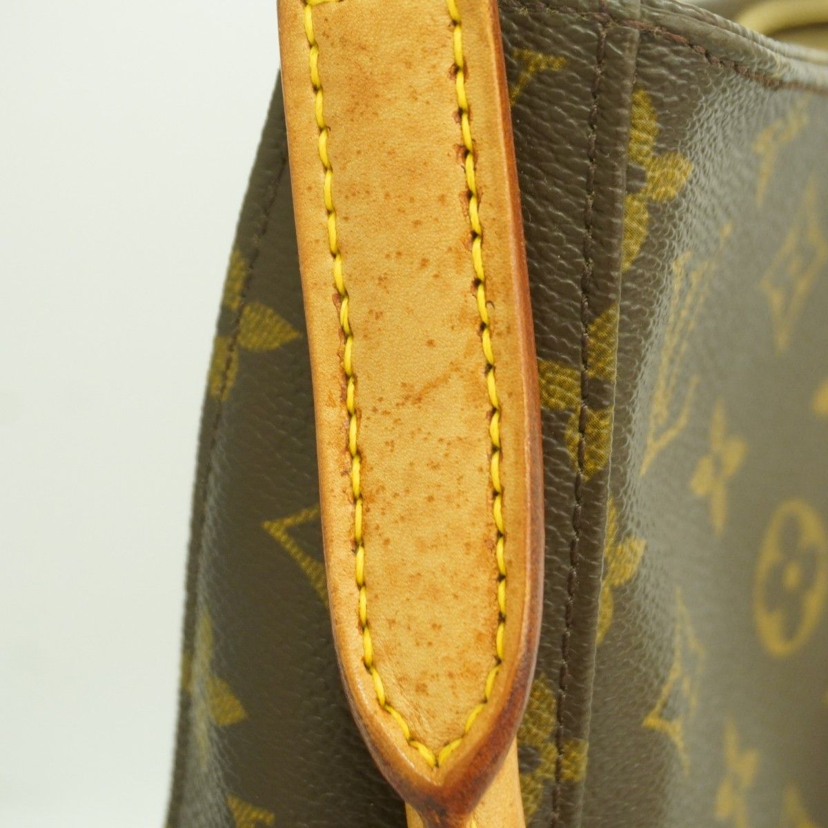 Louis Vuitton Shoulder Bag Monogram Looping GM Brown — view 7