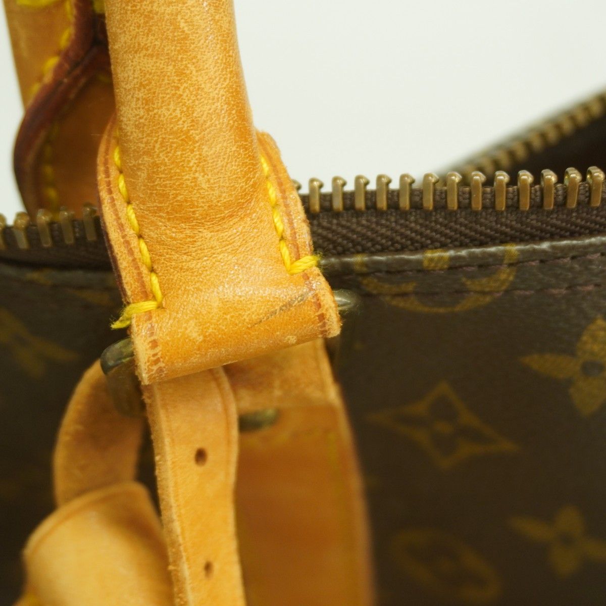 Louis Vuitton Boston Bag Monogram Keepall 55 Brown — view 9