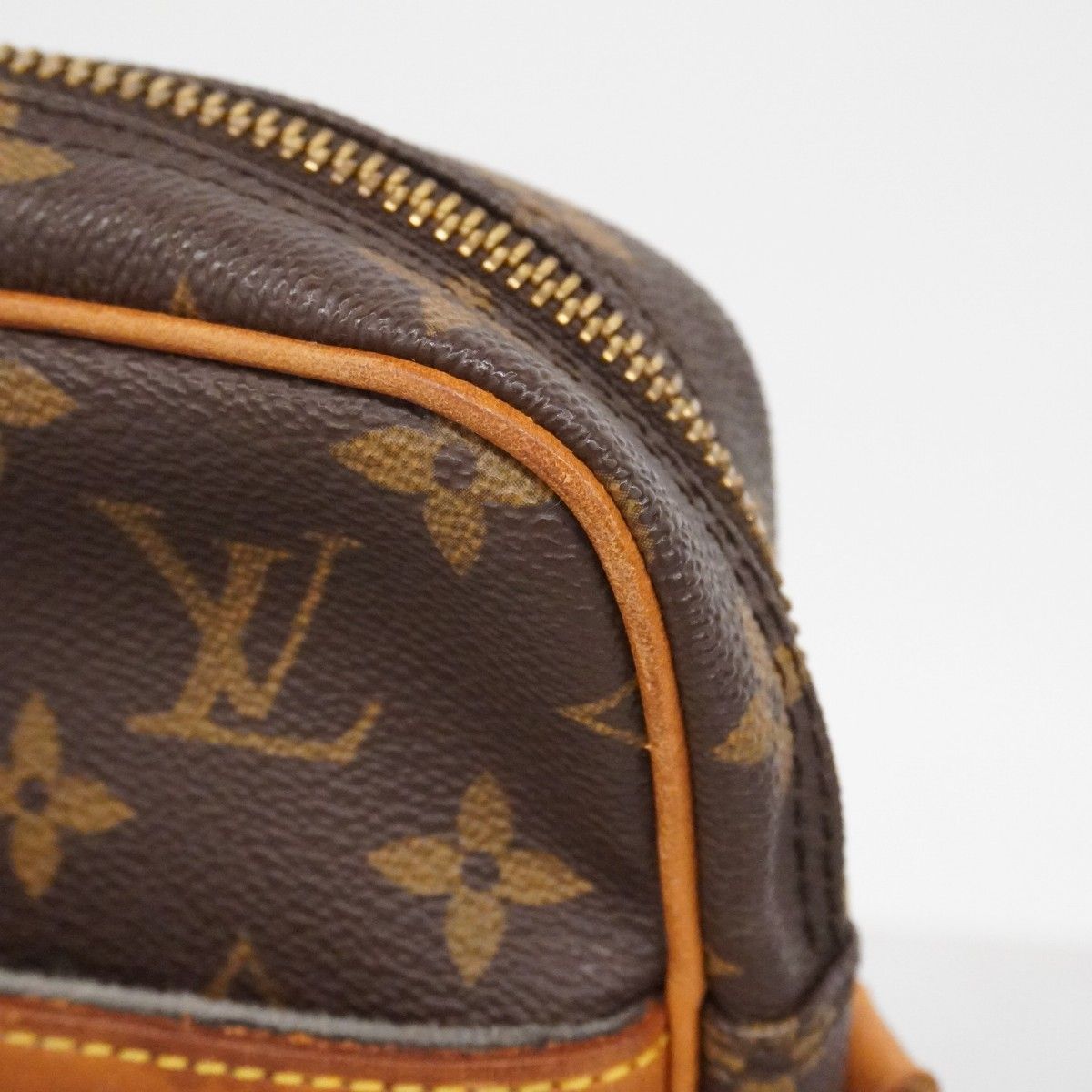 Louis Vuitton Shoulder Bag Monogram Danube Brown — view 7