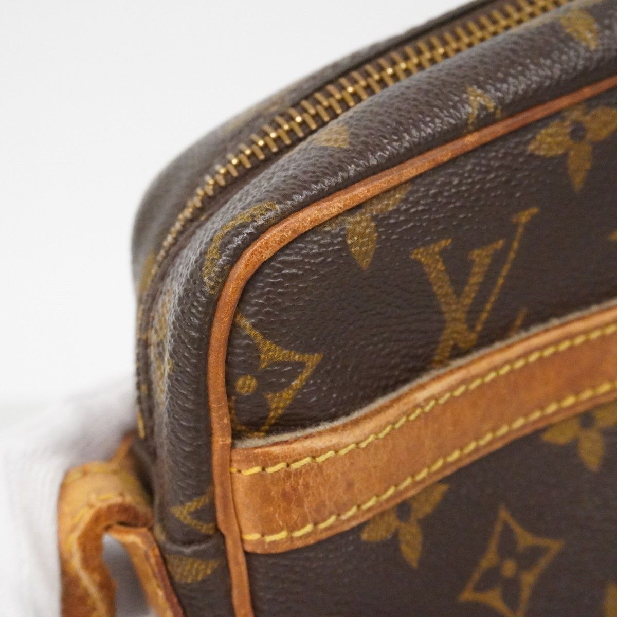Louis Vuitton Shoulder Bag Monogram Jeune Fille MM Brown — view 9
