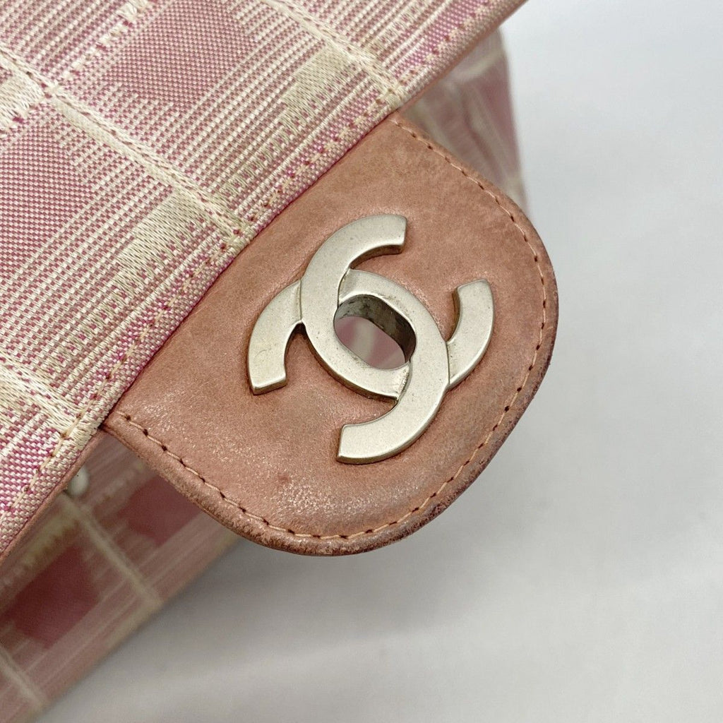 Chanel Shoulder Bag New Travel Nylon Pink Silver — view 9