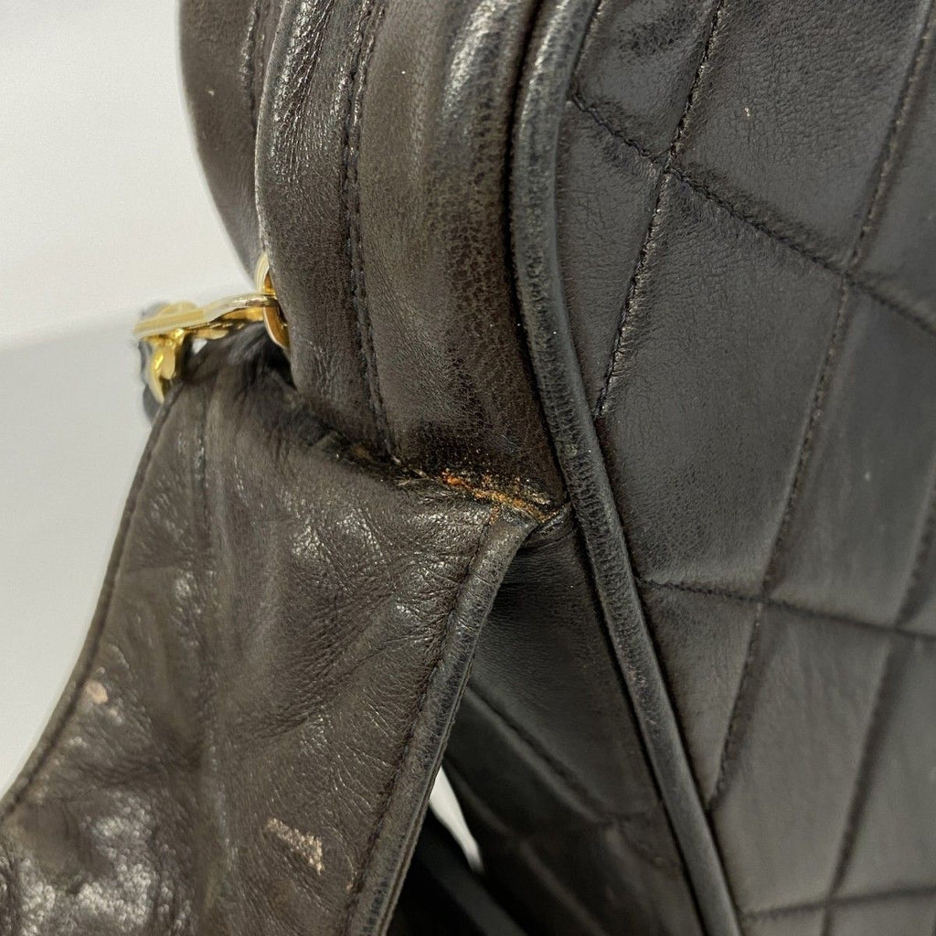 Chanel Shoulder Bag Quilted Lambskin Black Gold — view 6