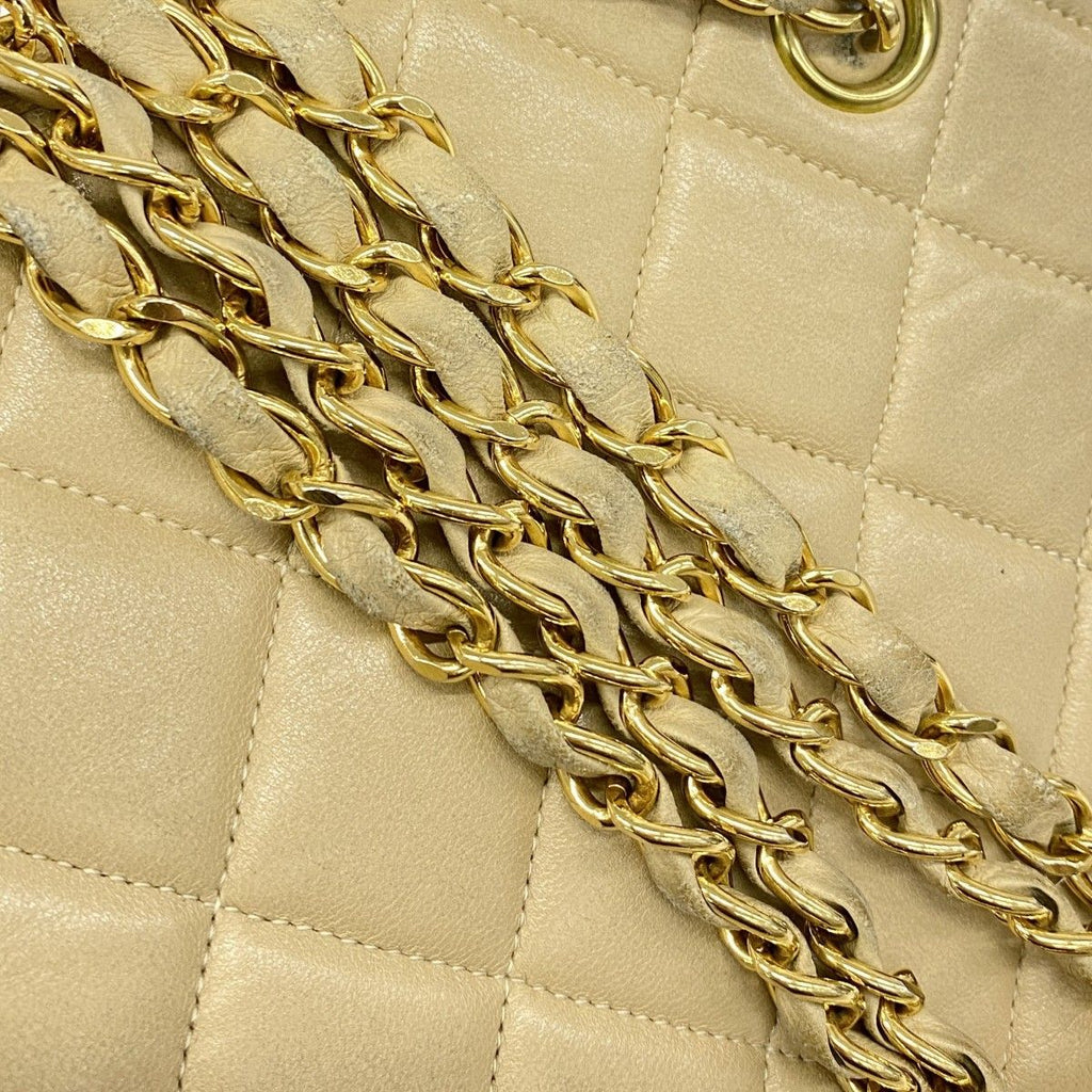 Chanel Shoulder Bag Quilted Lambskin Beige Gold — view 8