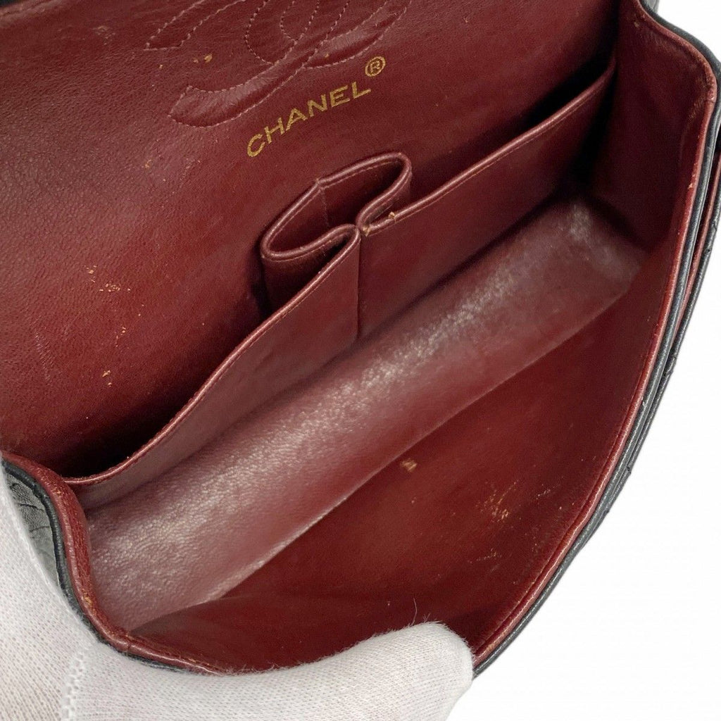 Chanel Shoulder Bag Quilted Lambskin Black Gold — view 5