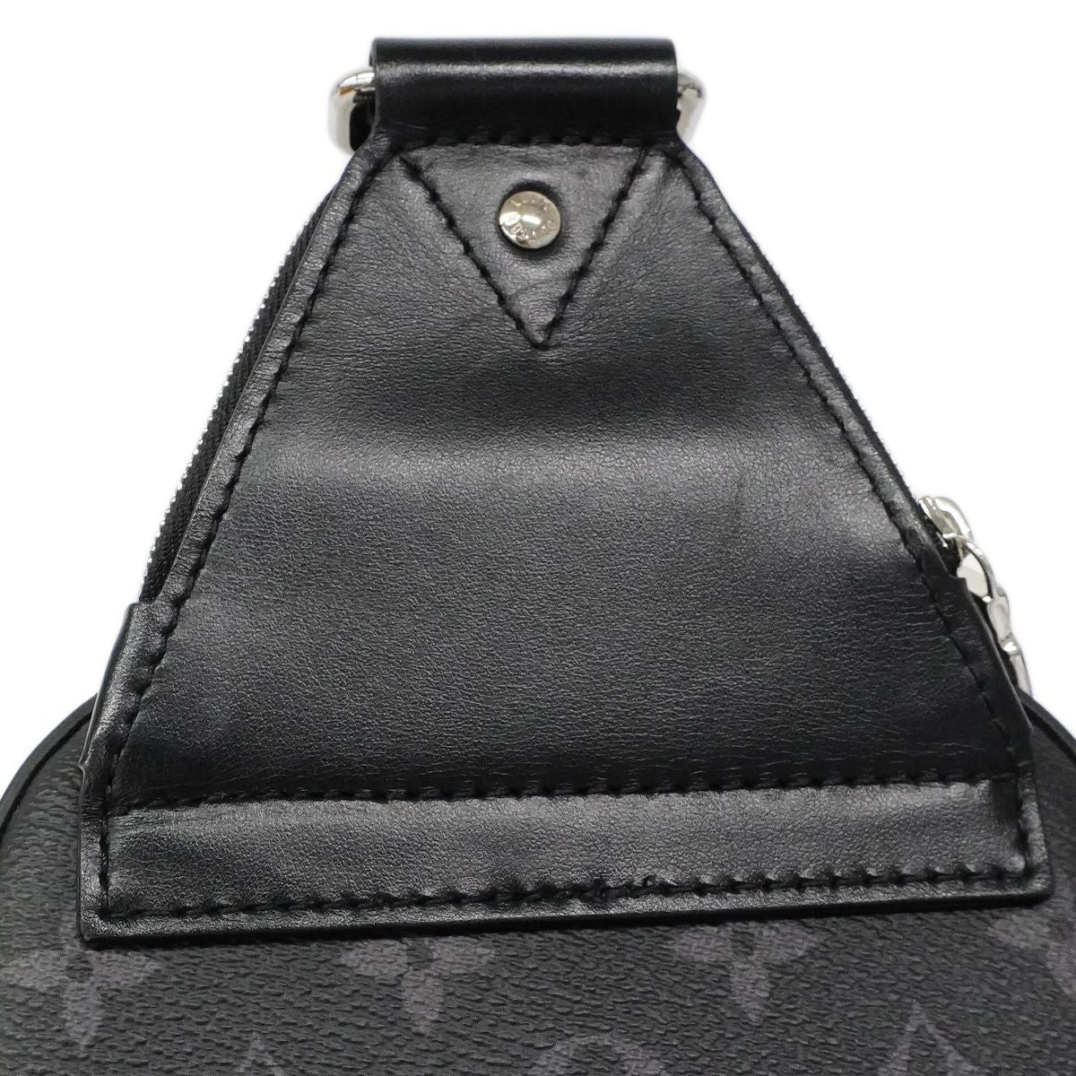 Louis Vuitton Belt Bag Monogram Eclipse Avenue PM Black — view 8