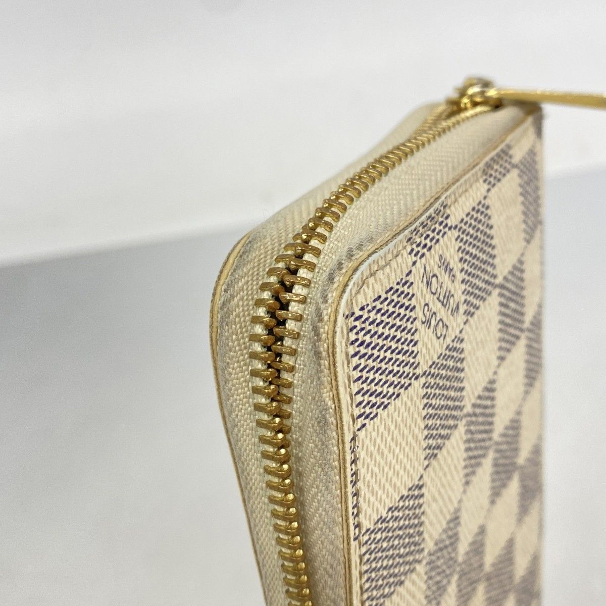 Louis Vuitton Wallet Damier Azur Zippy White — view 6
