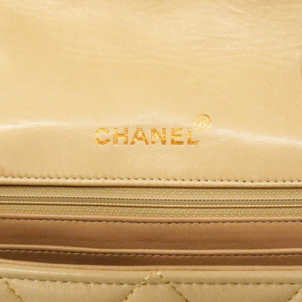 Chanel Shoulder Bag Diana Lambskin Beige Gold — view 5