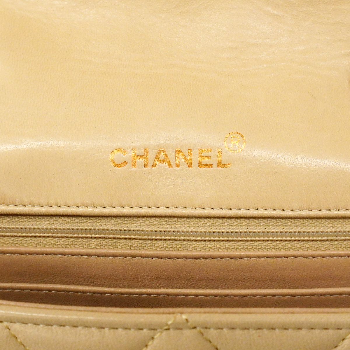 Chanel Shoulder Bag Diana Lambskin Beige Gold — view 5