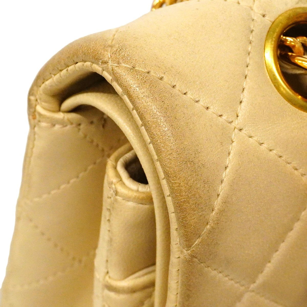 Chanel Shoulder Bag Quilted Lambskin Beige Gold — view 6