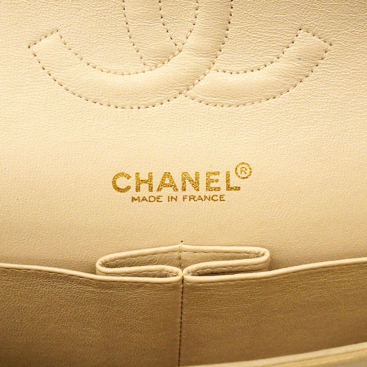 Chanel Shoulder Bag Quilted Lambskin Beige Gold — view 5