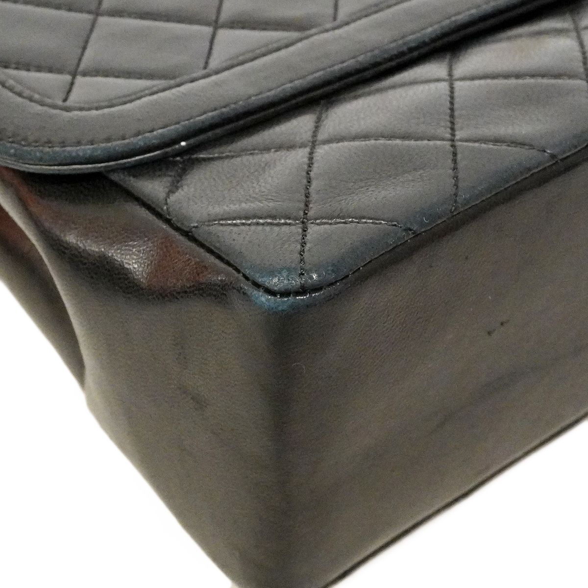 Chanel Shoulder Bag Quilted Lambskin Black Gold — view 6