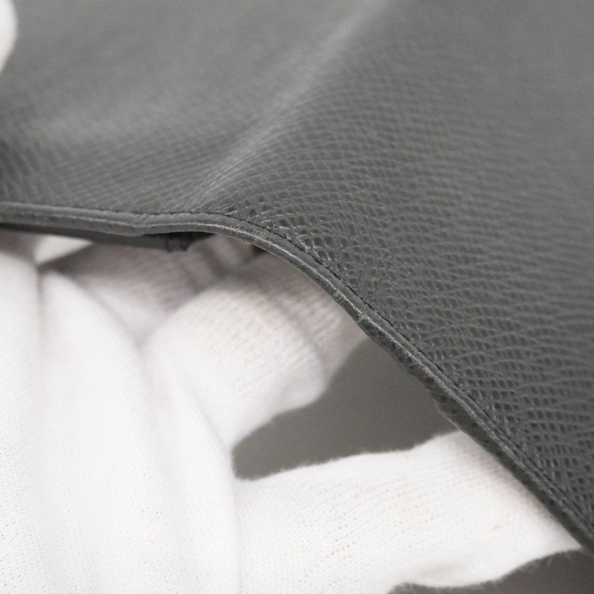 Louis Vuitton Wallet Taiga Portefeuille Brazza Ardoise — view 7