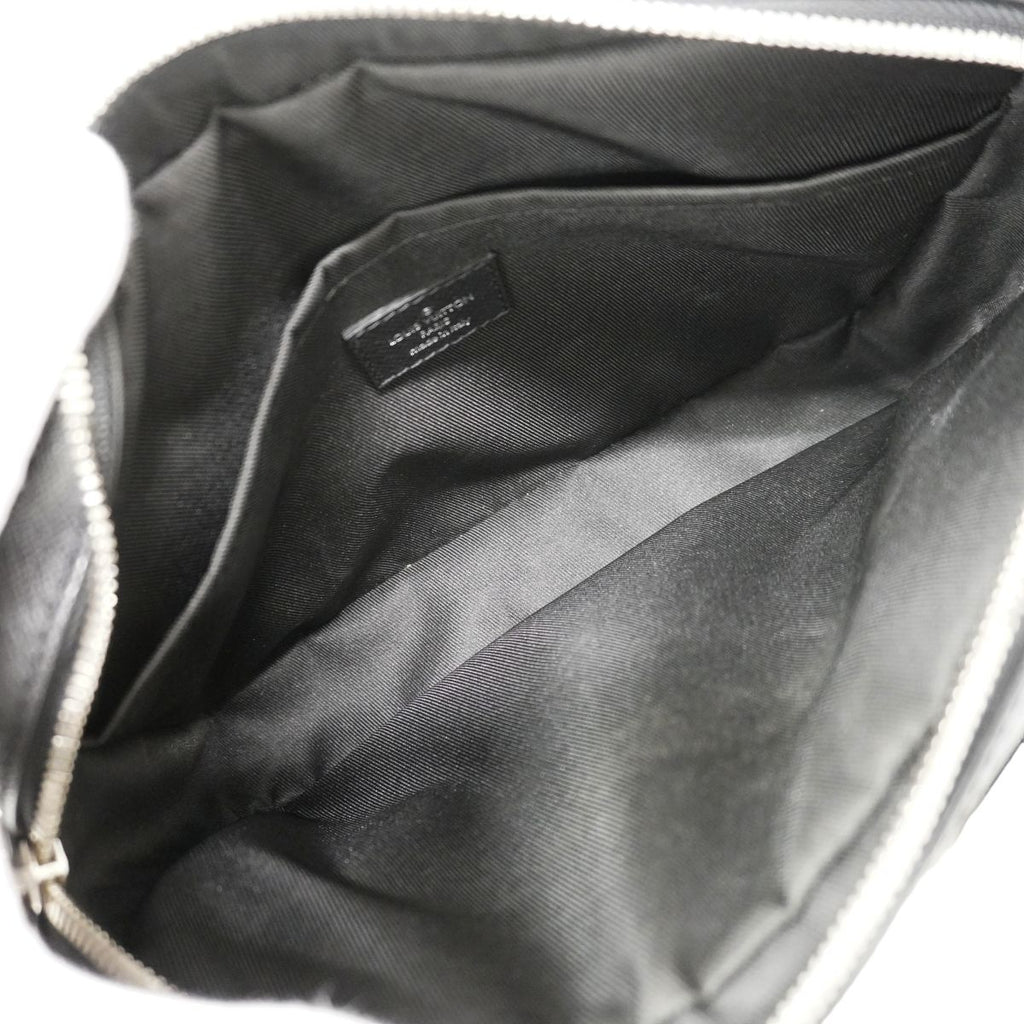 Louis Vuitton Shoulder Bag Taigarama Outdoor Messenger PM Black — view 4