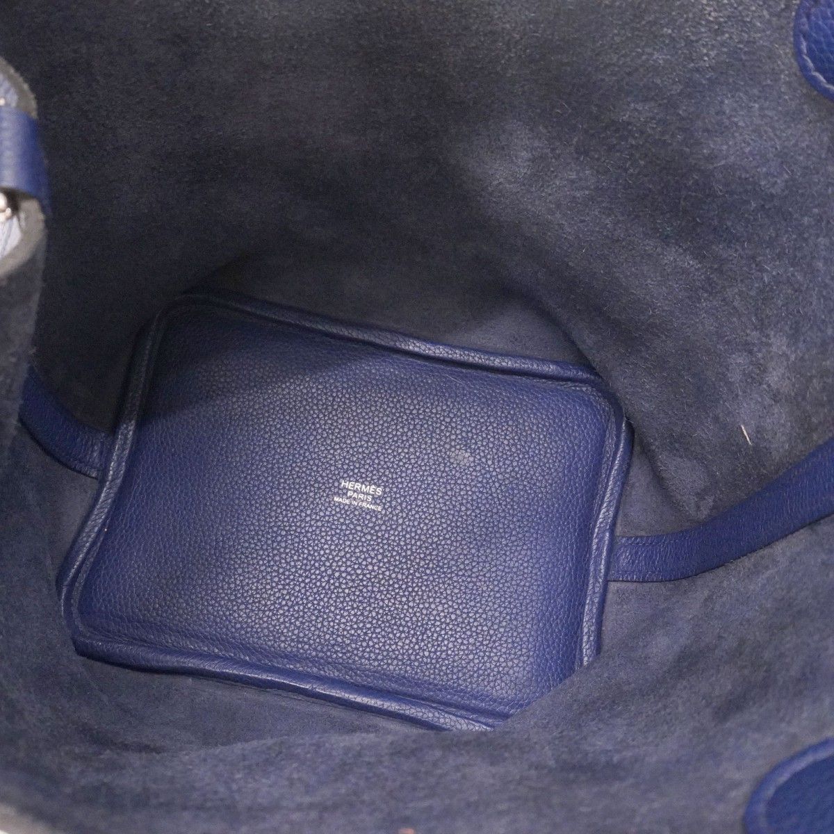 Hermes Handbag Picotin Lock PM Taurillon Morris Blue Silver — view 4
