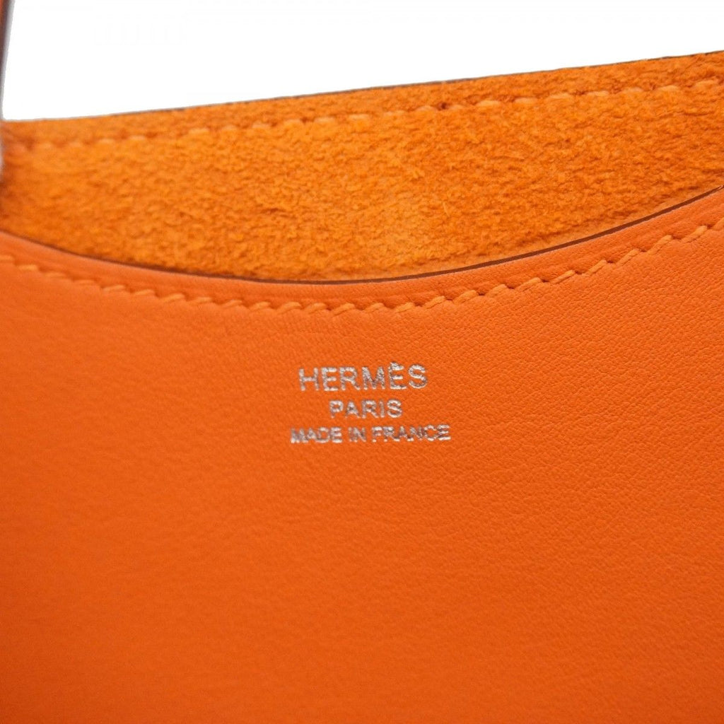 Hermes Handbag in the Loop 18 Taurillon Clemence Orange Minien Silver — view 5
