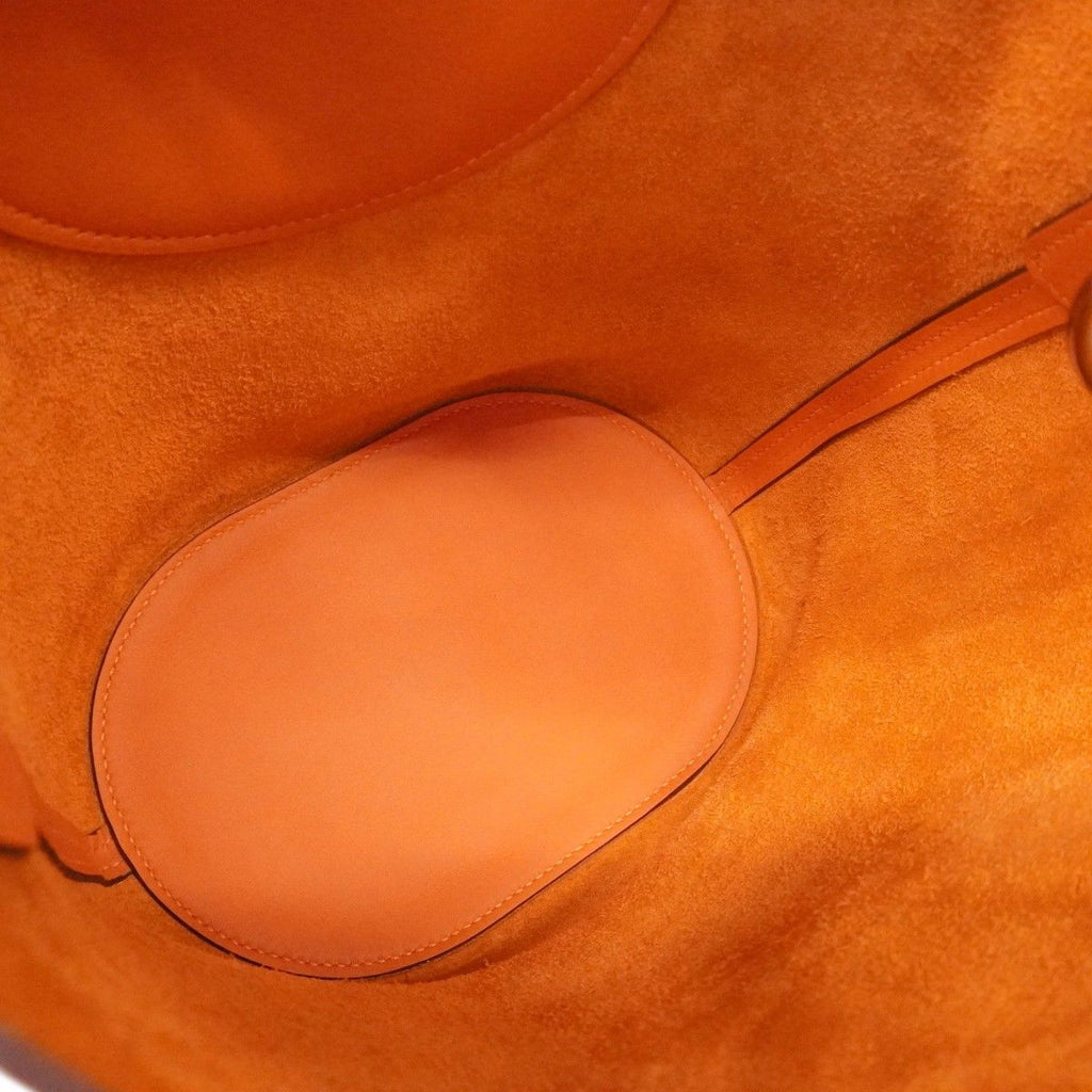 Hermes Handbag in the Loop 18 Taurillon Clemence Orange Minien Silver — view 4