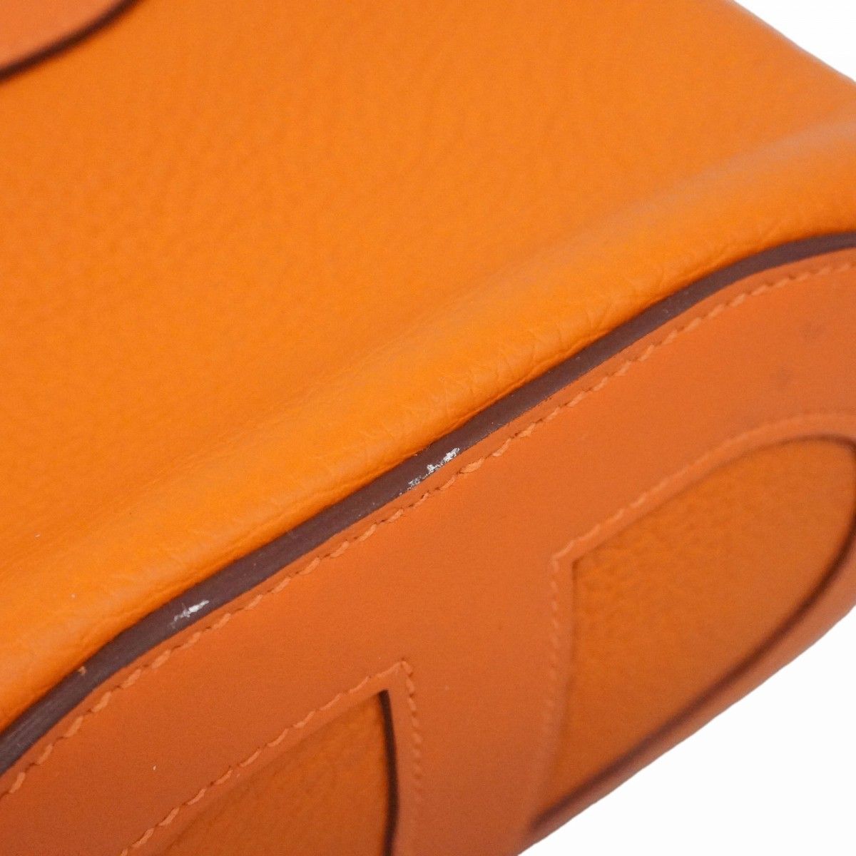 Hermes Handbag in the Loop 18 Taurillon Clemence Orange Minien Silver — view 6