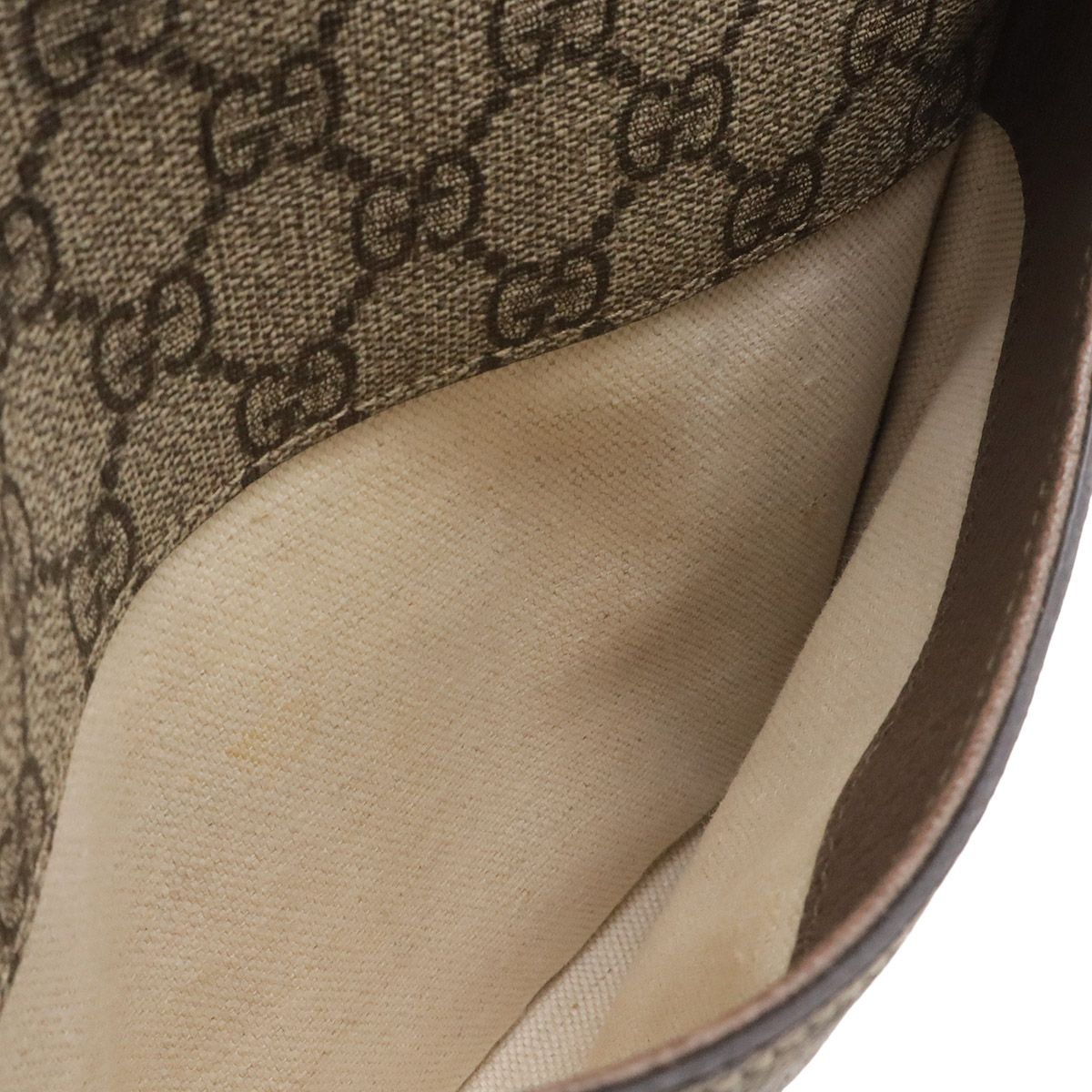 Gucci Neo Vintage GG Supreme Small Messenger Bag Tiger Head Leather Beige — view 9