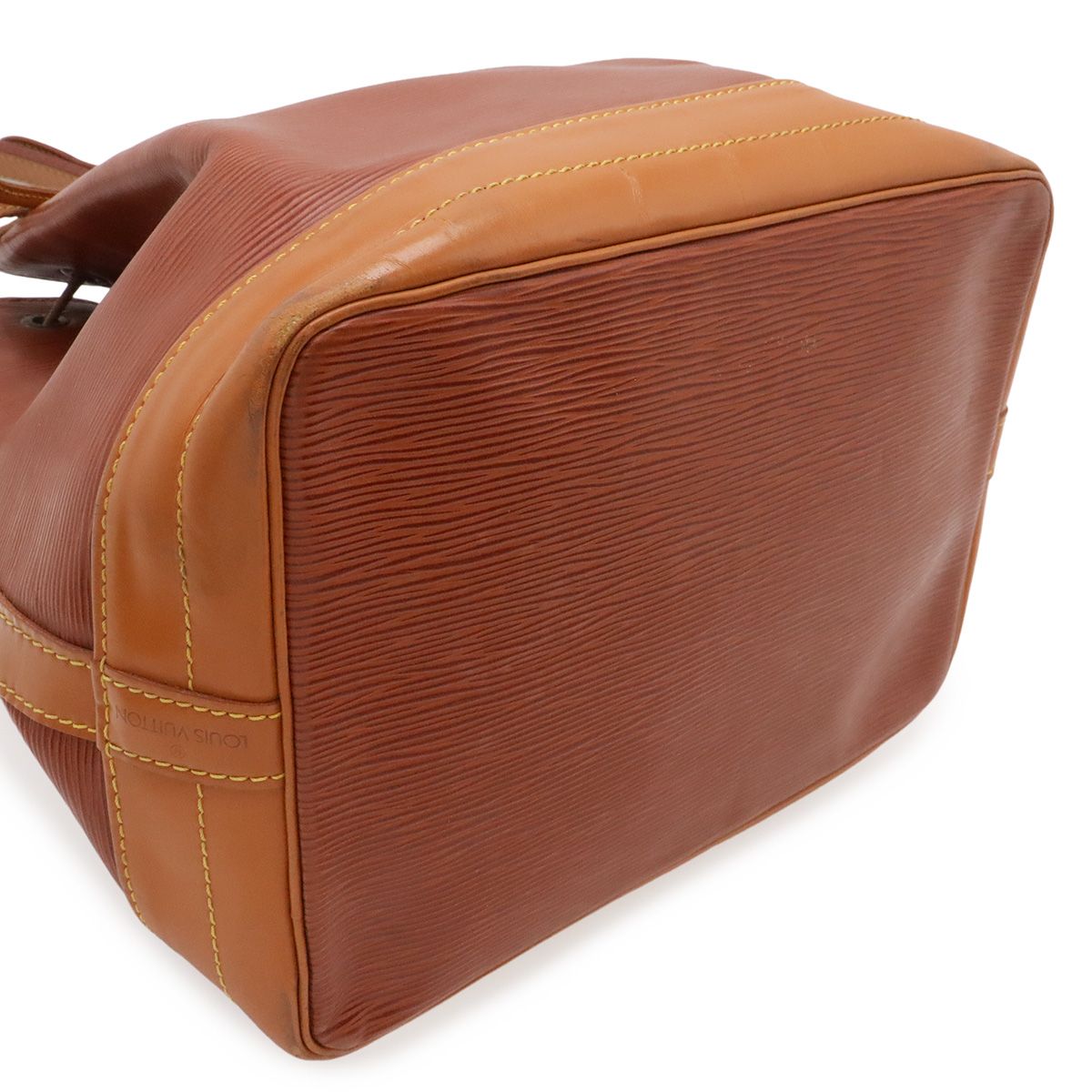Louis Vuitton Epi Noe Drawstring Shoulder Bag Bicolor Leather Kenya Brown — view 3