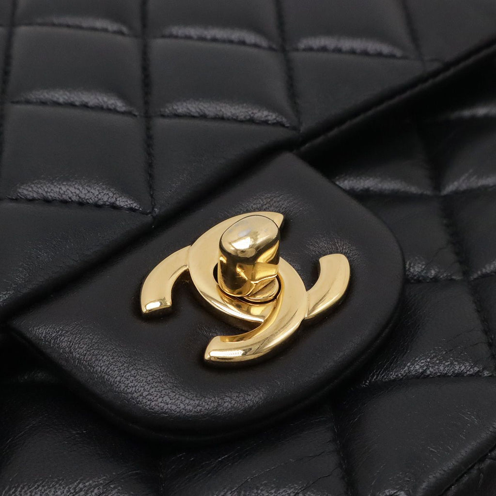 Chanel Quilted 25 CC Logo Chain Shoulder Bag Lambskin Black Gold — view 4