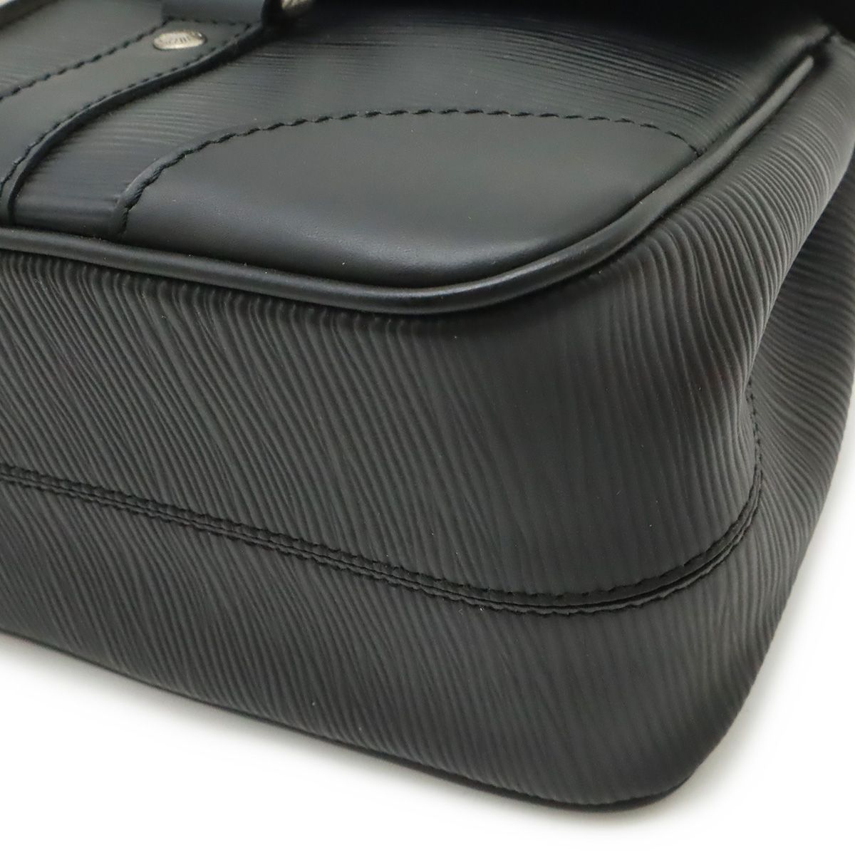 Louis Vuitton Epi Segur PM Handbag Leather Noir Black Silver — view 3