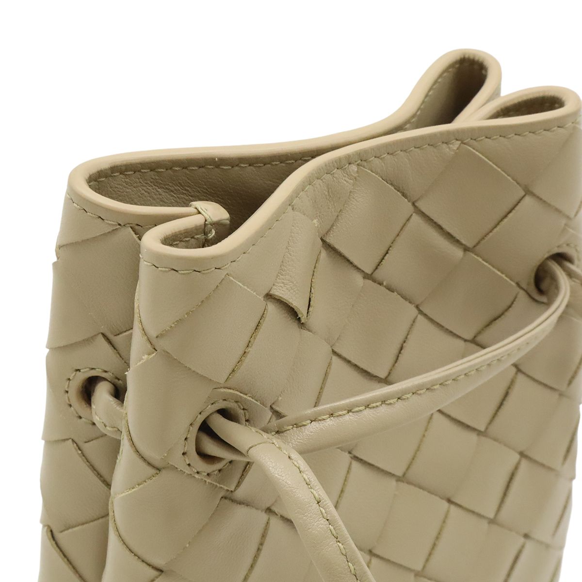 Bottega Veneta Intrecciato Shoulder Bag Pochette Pouch Leather Gray — view 4