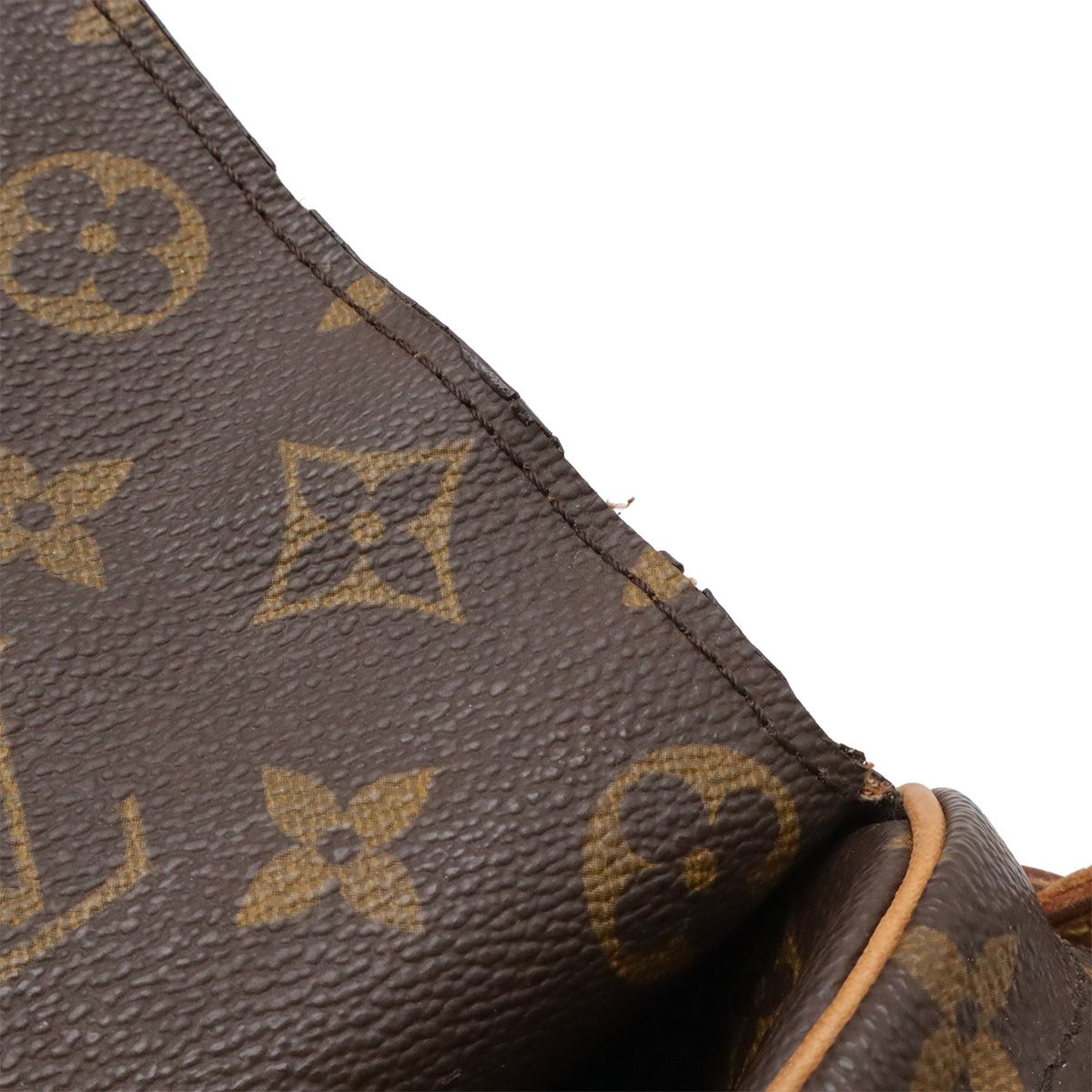 Louis Vuitton Monogram Saint Germain 28 Shoulder — view 8
