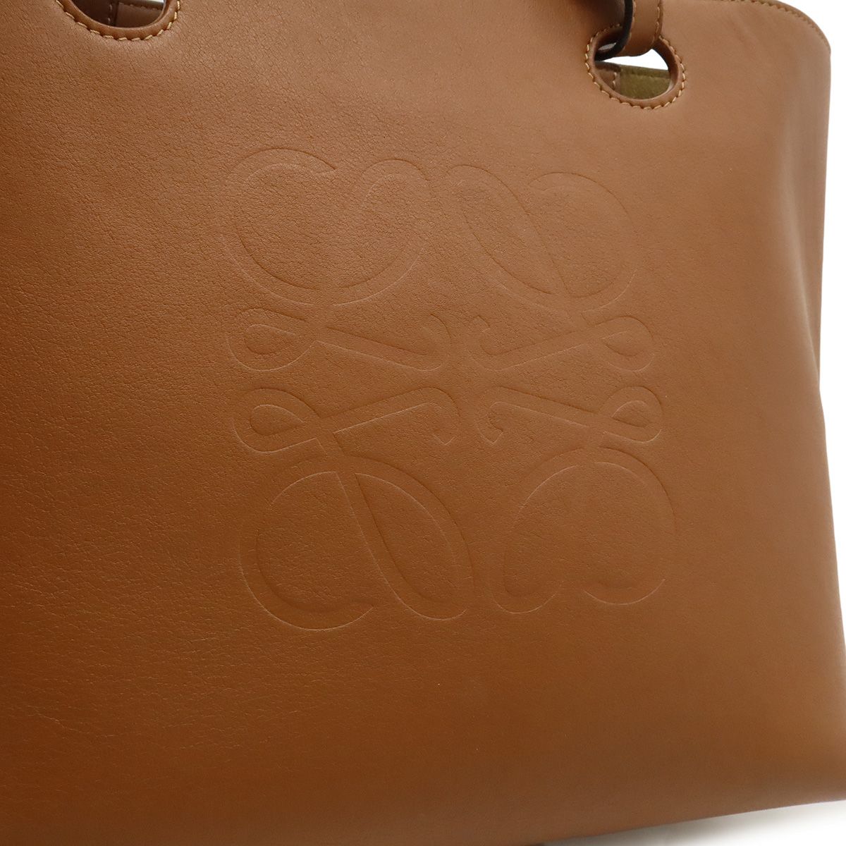 Loewe Anagram Tote Small 2-Way Shoulder Bag Leather Brown — view 8