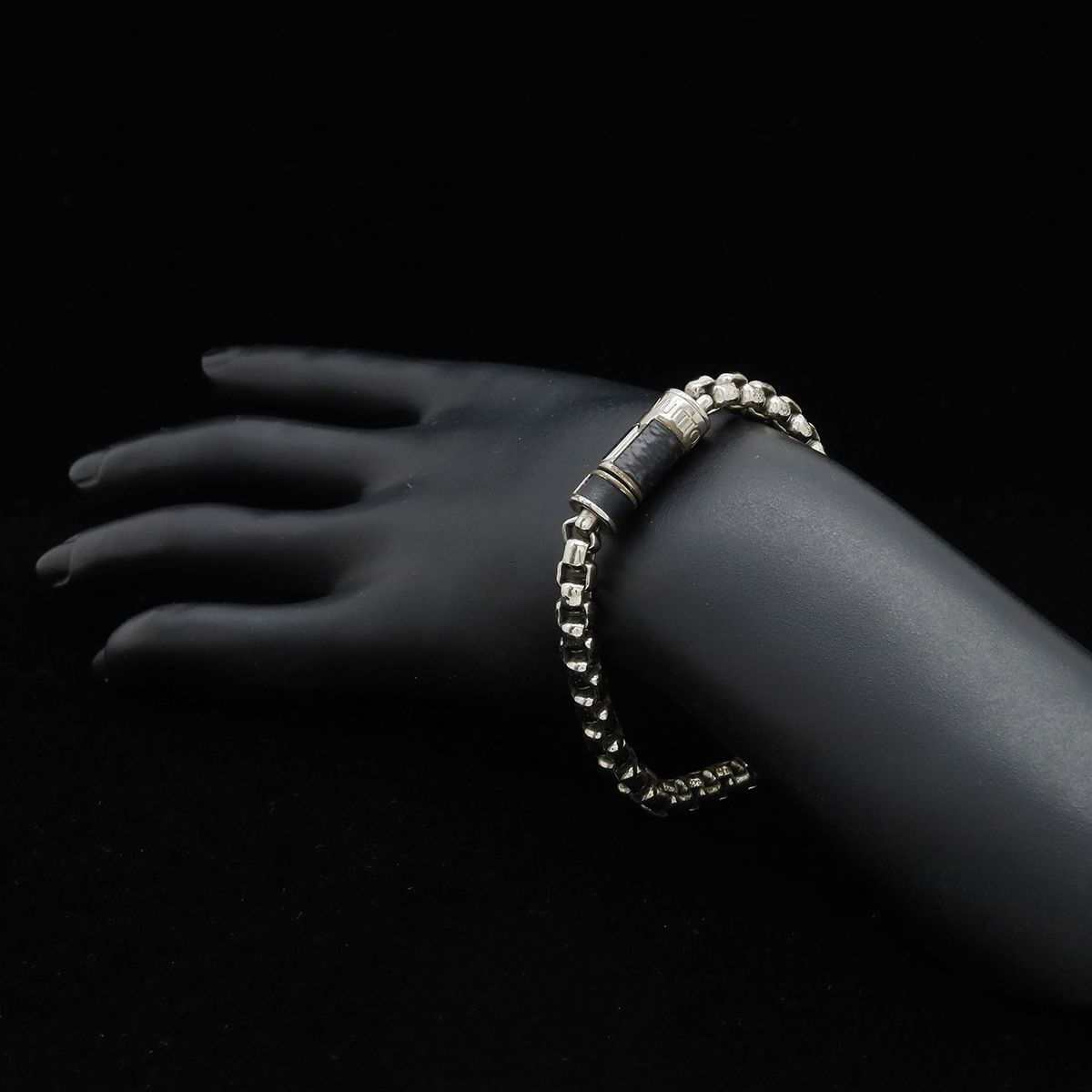 Louis Vuitton Bracelet Chain Monogram Eclipse M Silver — view 6