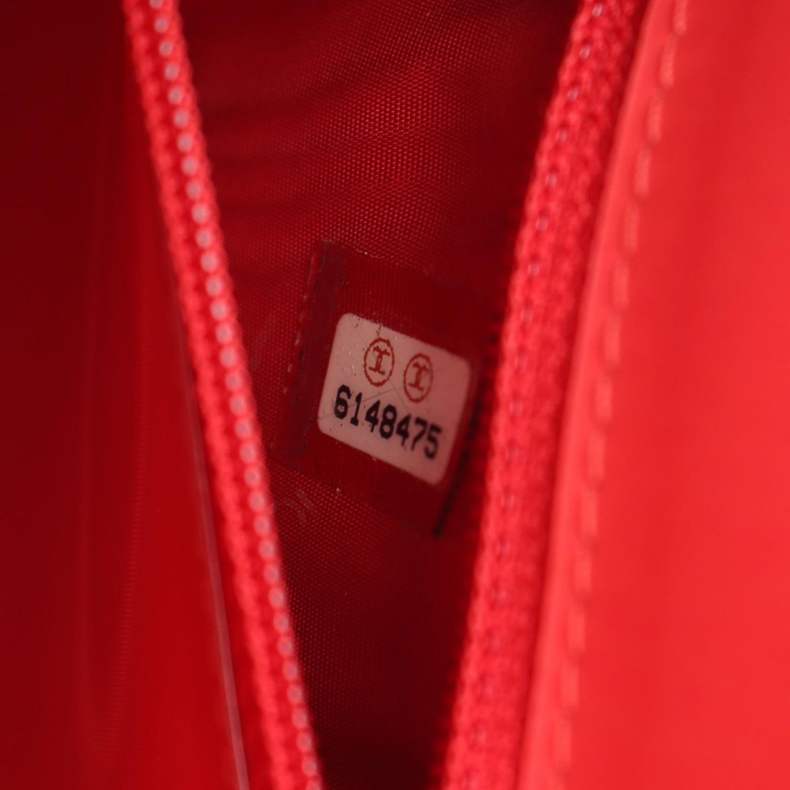 Chanel Shoulder Bag CC Logo Red CC Chain — view 4