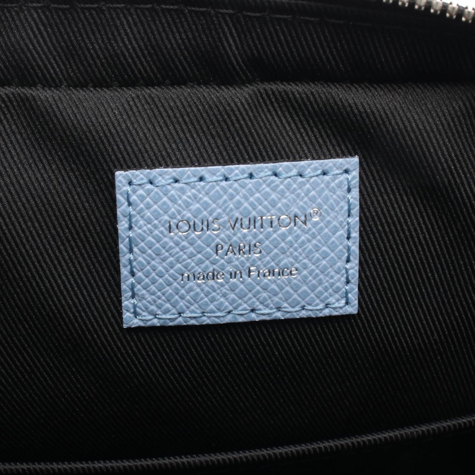 Louis Vuitton Shoulder Bag Trio Messenger Taigarama Sky Blue Canvas Leather — view 4