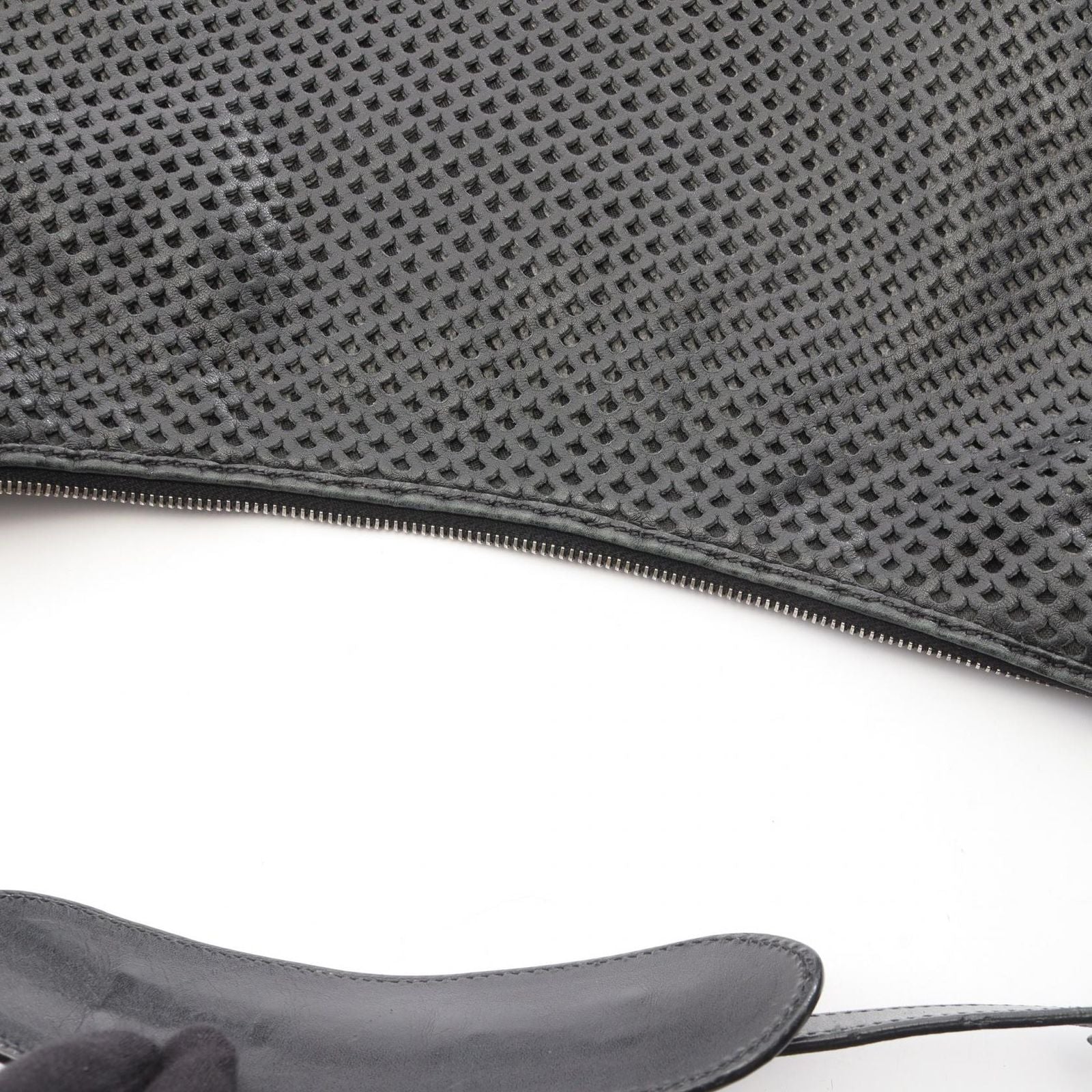 Dior Shoulder Bag Mesh Hobo Black Leather — view 9