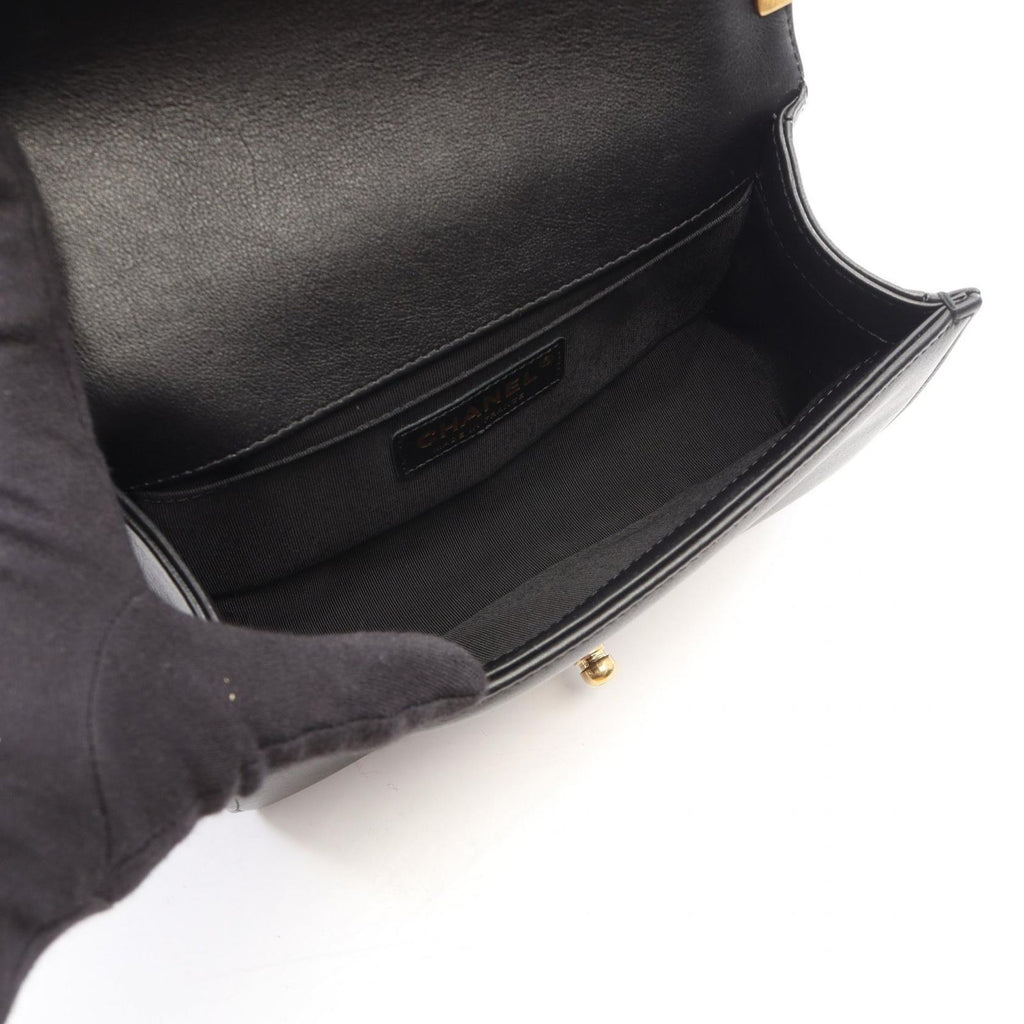 Chanel Shoulder Bag Boy Small Black Lambskin Chain — view 3